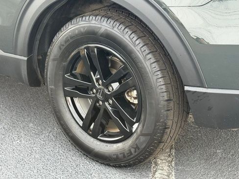 Certified 2023 Ford Explorer XLT w/ Equipment Group 202A image 7