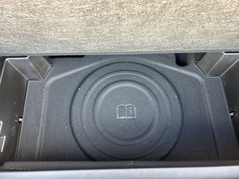 Used 2023 Chevrolet Equinox RS image 14