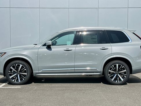 Certified 2025 Volvo XC90 B6 Core w/ Protection Package Premier image 2