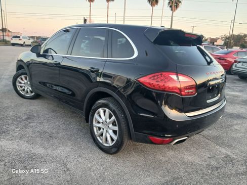 Used 2011 Porsche Cayenne image 4