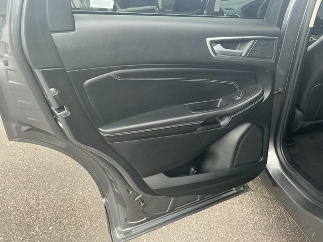 Used 2024 Ford Edge Titanium AWD/4WD image 14
