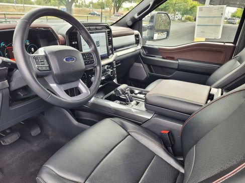Used 2023 Ford F150 Lariat AWD/4WD image 12