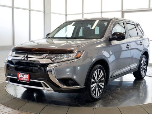 Used 2019 Mitsubishi Outlander ES FWD image 4
