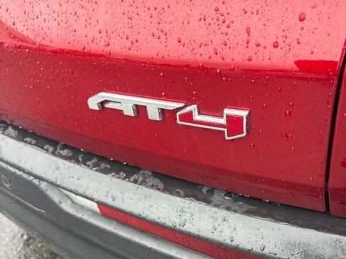 Used 2025 GMC Acadia AT4 w/ Super Cruise Package AWD/4WD image 5