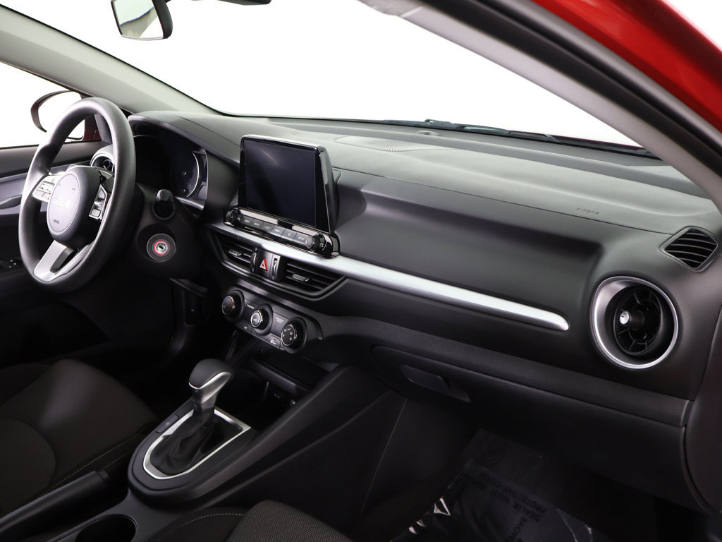 Certified 2024 Kia Forte LXS w/ LXS Technology Package FWD image 26