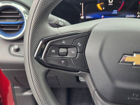 Certified 2025 Chevrolet Trax LT image 27