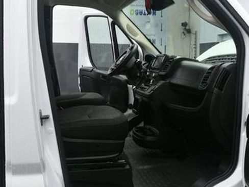 Used 2023 RAM ProMaster 2500 FWD image 11