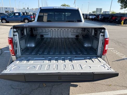 Used 2018 Ford F150 XLT w/ Equipment Group 302A Luxury AWD/4WD image 13