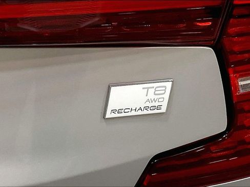 Certified 2024 Volvo S60 T8 Plus w/ Climate Package AWD/4WD image 24