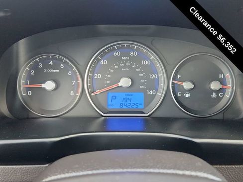 Used 2010 Hyundai Santa Fe GLS image 34