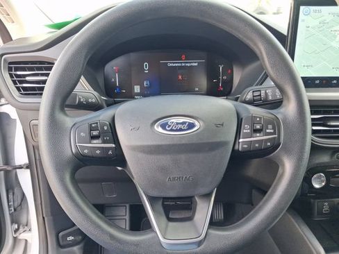 Used 2025 Ford Escape Active w/ Tech Pack #1 FWD image 15