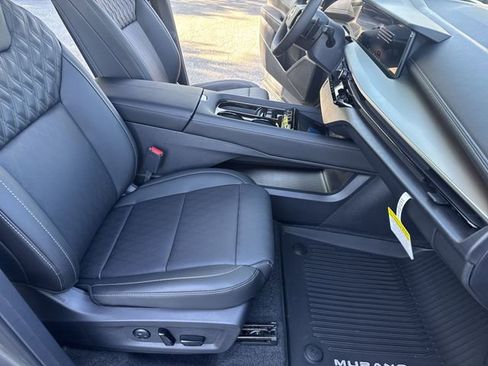 New 2026 Nissan Murano Platinum AWD/4WD image 10