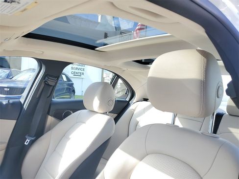 Used 2017 Mercedes-Benz C 300 4MATIC Sedan image 20