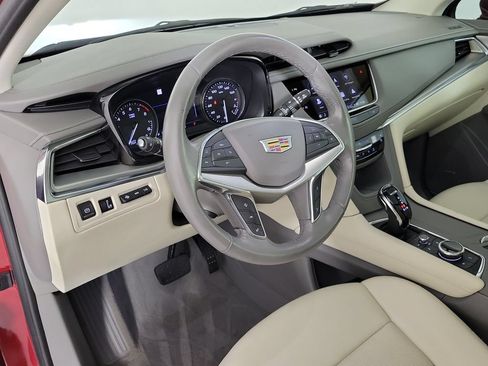 Certified 2024 Cadillac XT5 Premium Luxury w/ Technology Package FWD image 19