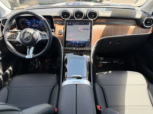 Certified 2025 Mercedes-Benz GLC 350e 4MATIC image 32