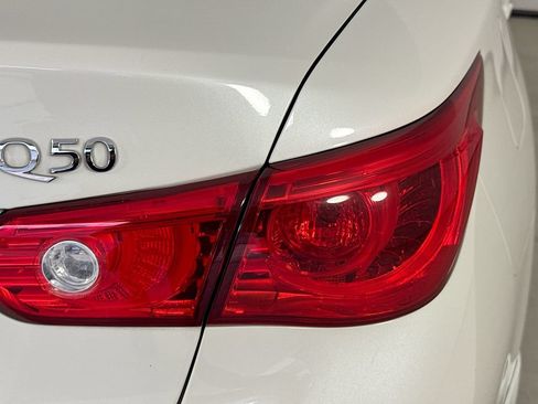 Used 2017 INFINITI Q50 3.0t Premium w/ 3.0T Premium Plus Package RWD image 33