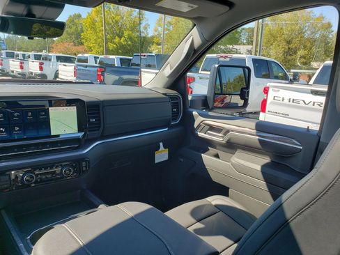 New 2026 Chevrolet Silverado 3500 LTZ w/ LTZ Plus Package image 38