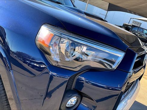 Used 2021 Toyota 4Runner TRD Off-Road image 26