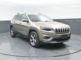 Used 2019 Jeep Cherokee Limited image 2