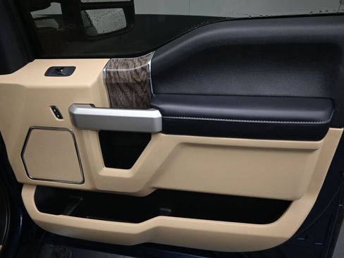 Used 2019 Ford F350 Lariat w/ Lariat Ultimate Package AWD/4WD image 34