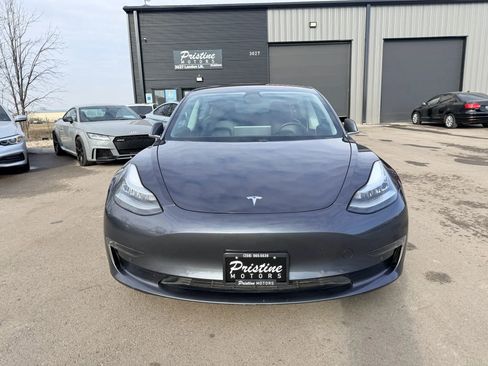 Used 2018 Tesla Model 3 Long Range image 2