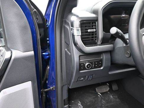 New 2026 Ford F250 Platinum w/ Tremor Off-Road Package image 3