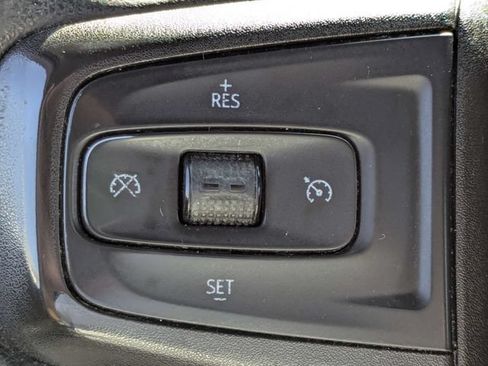 Used 2021 Chevrolet Silverado 1500 Custom AWD/4WD image 23