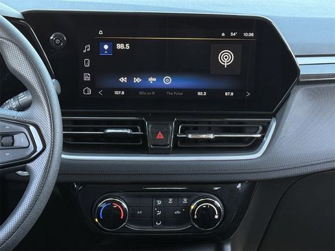 Certified 2025 Chevrolet TrailBlazer LT image 15