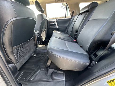 Used 2014 Toyota 4Runner SR5 Premium RWD image 11