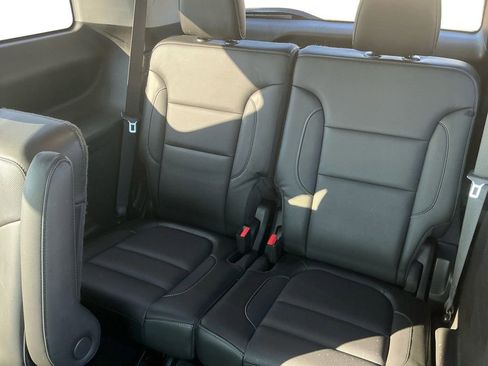 Used 2019 GMC Acadia SLT image 21