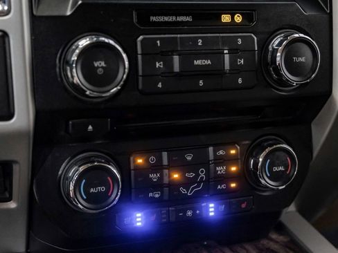 Used 2018 Ford F250 Lariat w/ Lariat Ultimate Package image 28