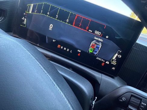Used 2024 Ford Mustang Coupe RWD image 3