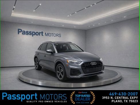 Used 2023 Audi Q5 e Premium Plus w/ Premium Plus Package AWD/4WD image 2