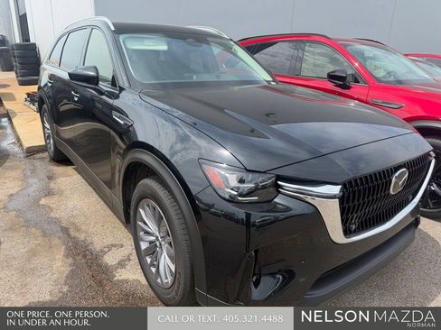Used 2025 MAZDA CX-90 3.3 Turbo w/ Preferred Package AWD/4WD image 3