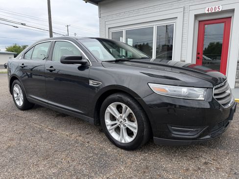 Used 2014 Ford Taurus SEL w/ Equipment Group 201A AWD/4WD image 7