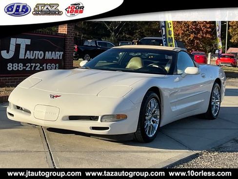 Used 2002 Chevrolet Corvette Convertible w/ Preferred Equipment Group2 RWD image 3