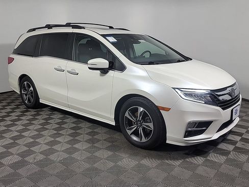 Certified 2019 Honda Odyssey Touring image 1