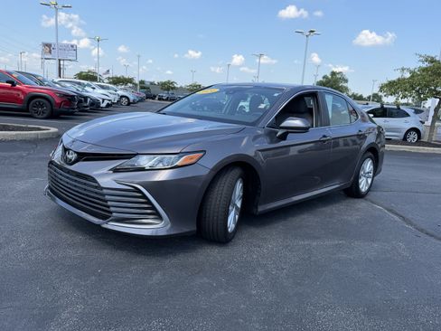 Used 2024 Toyota Camry LE AWD/4WD image 3