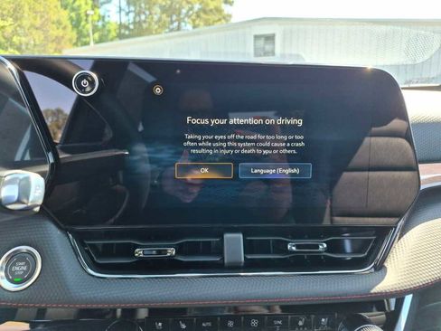 New 2026 Chevrolet Equinox RS w/ Convenience Package III FWD image 26