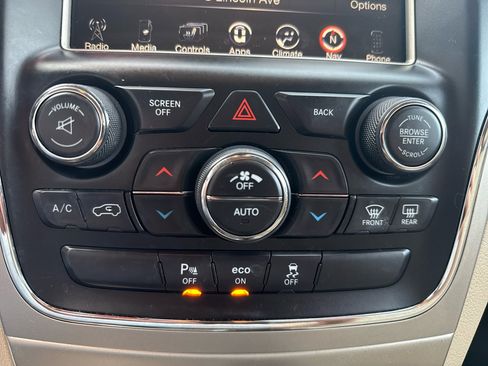 Used 2014 Jeep Grand Cherokee Limited image 21