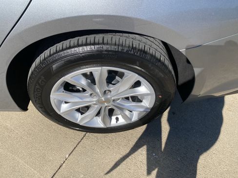 Used 2024 Chevrolet Malibu LT image 6