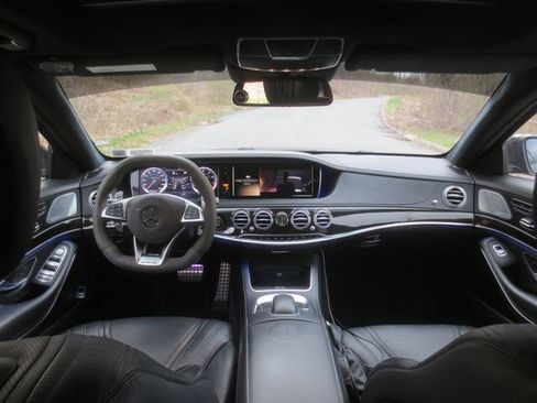 Used 2014 Mercedes-Benz S 63 AMG 4MATIC Sedan image 17