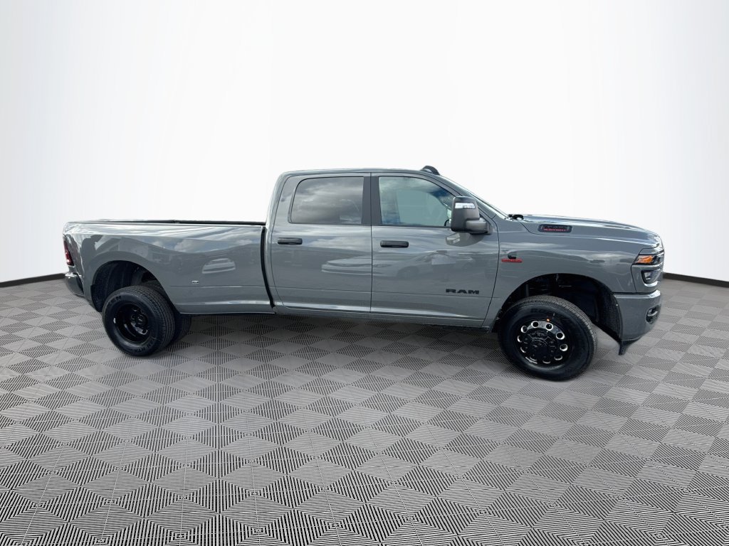 New 2027 RAM 3500 Big Horn AWD/4WD image 4