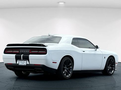 Used 2021 Dodge Challenger R/T Scat Pack w/ Shaker Package RWD image 2