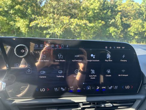 New 2026 Chevrolet Silverado EV LT w/ Premium Package image 19