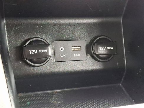 Used 2019 Hyundai Elantra SEL image 23