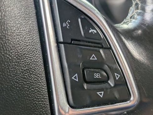 Certified 2020 Chevrolet Camaro LT RWD image 20