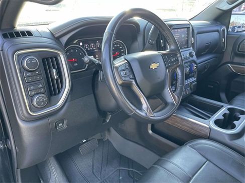 Used 2022 Chevrolet Silverado 1500 High Country image 16