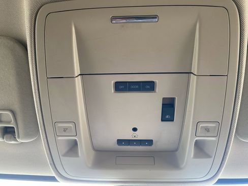 Used 2019 GMC Sierra 3500 Denali w/ Duramax Plus Package image 19