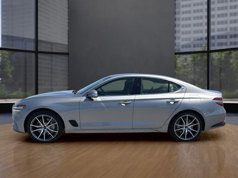 Used 2025 Genesis G70 2.5T AWD/4WD image 13